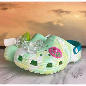 Crocs Classic Margaritaville 207369-3U4 Green Yellow Size 10M / 12W Clogs